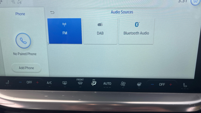 Ford Focus 1.0 EcoBoost Hybrid mHEV 155 Titanium 5dr Auto Petrol Hatchback